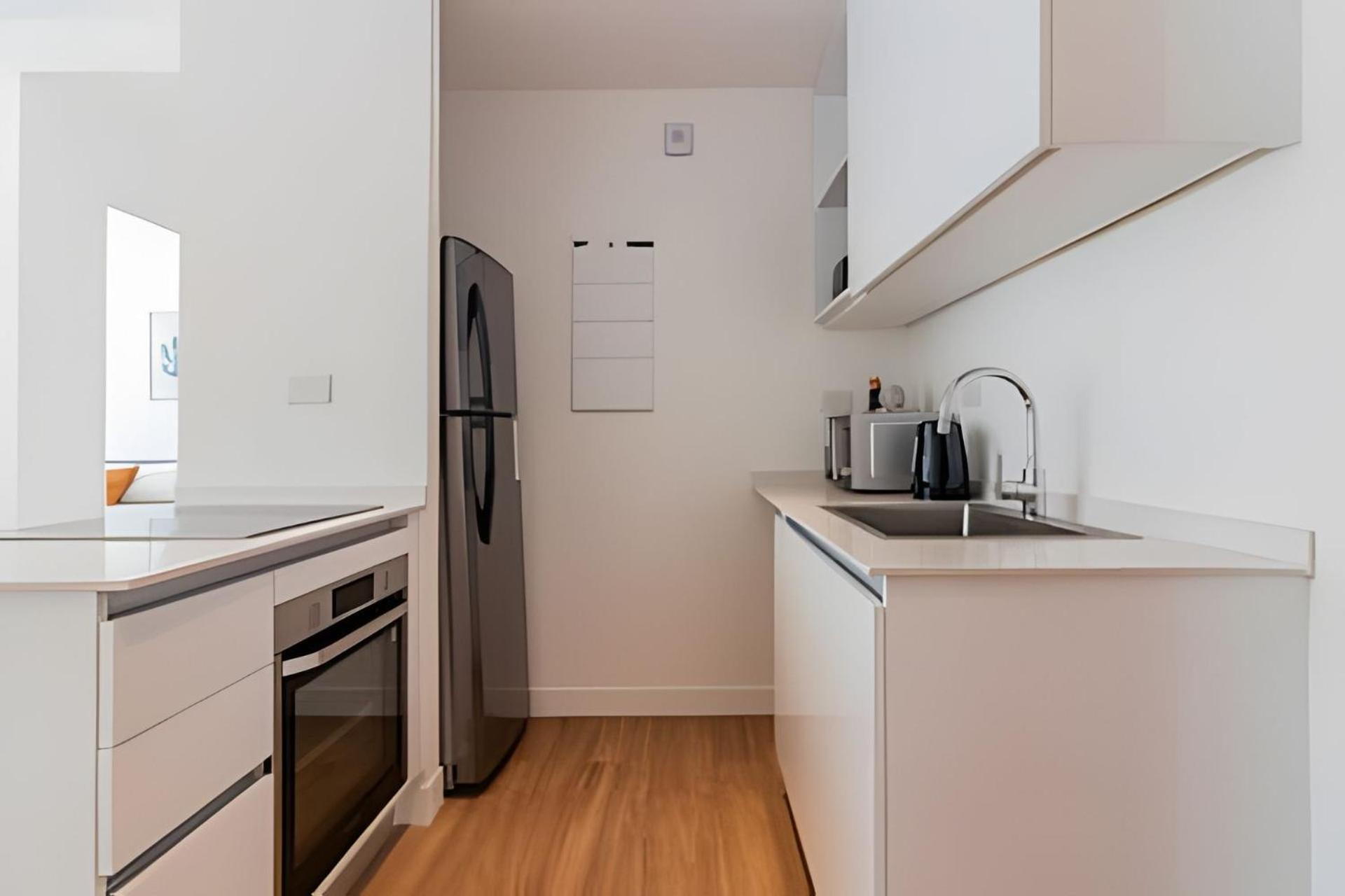 Сasa de vacaciones Stunning 1br W/ Pool, Gym, & Sauna *